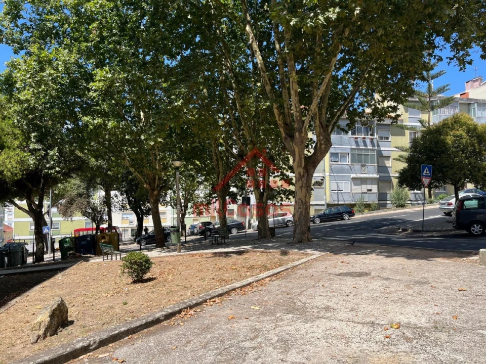 Loja para Venda em Agualva e Mira-Sintra Foto 21