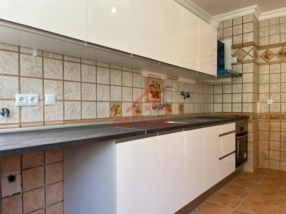 Apartamento T3 para Venda em Algueirão-Mem Martins Foto 16