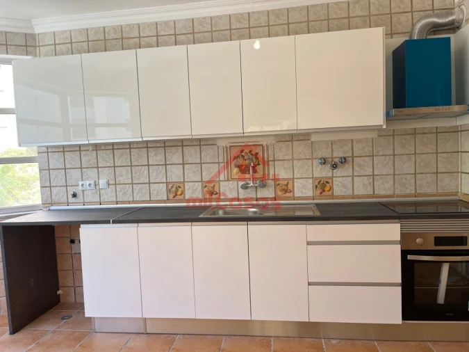 Apartamento T3 para Venda em Algueirão-Mem Martins Foto 15