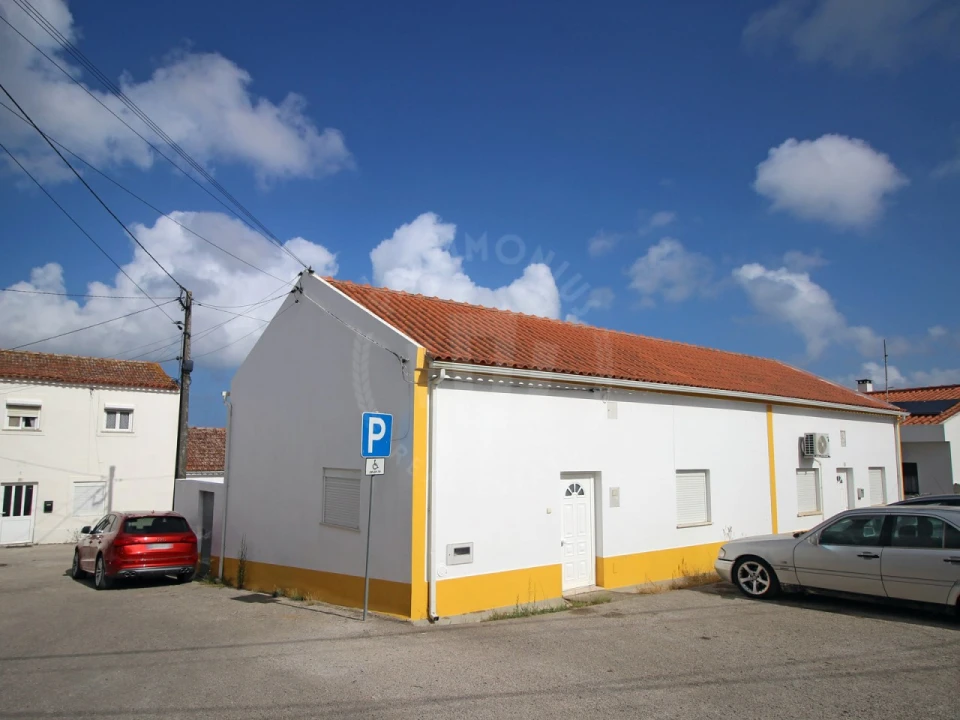 Moradia T4 para Venda em Santa Maria, São Pedro e Sobral da Lagoa Foto 39