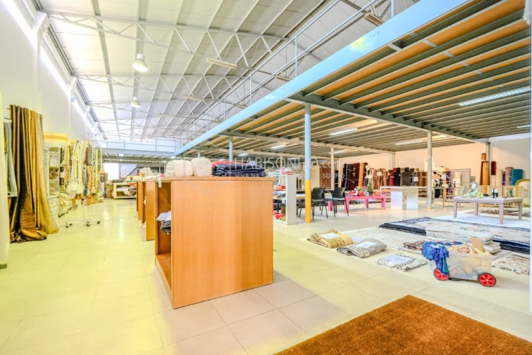 Armazém para Arrendamento em Anta e Guetim Foto 18