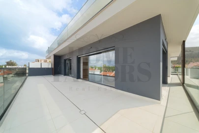 Apartamento T4 para Venda em Costa da Caparica