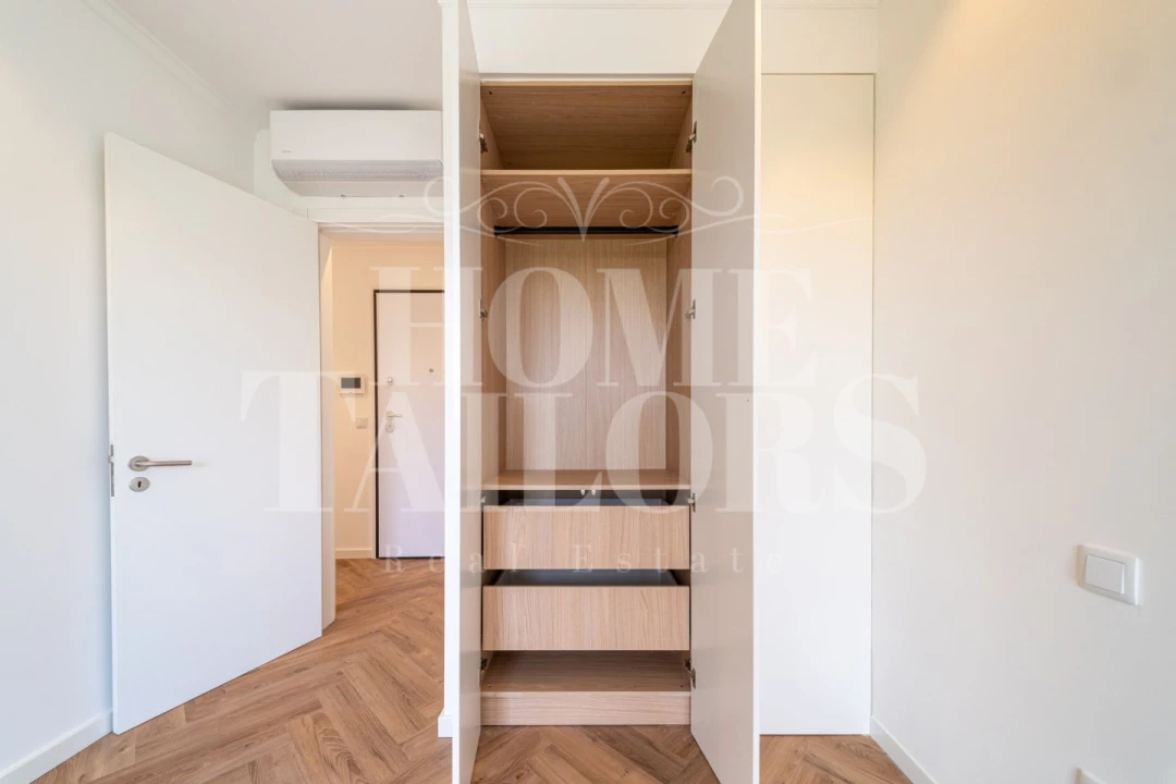 Apartamento T2 para Venda em Campolide Foto 9