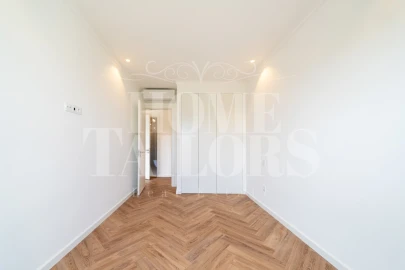 Apartamento T2 para Venda em Campolide