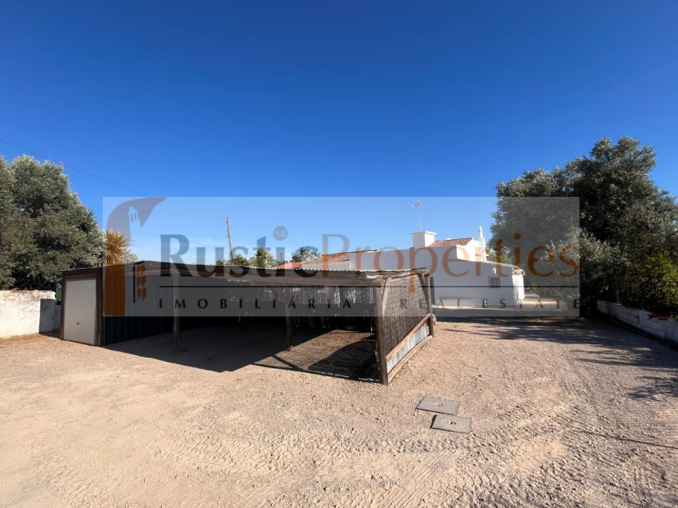 Moradia T3 para Venda em Loule (São Sebastião) Foto 20