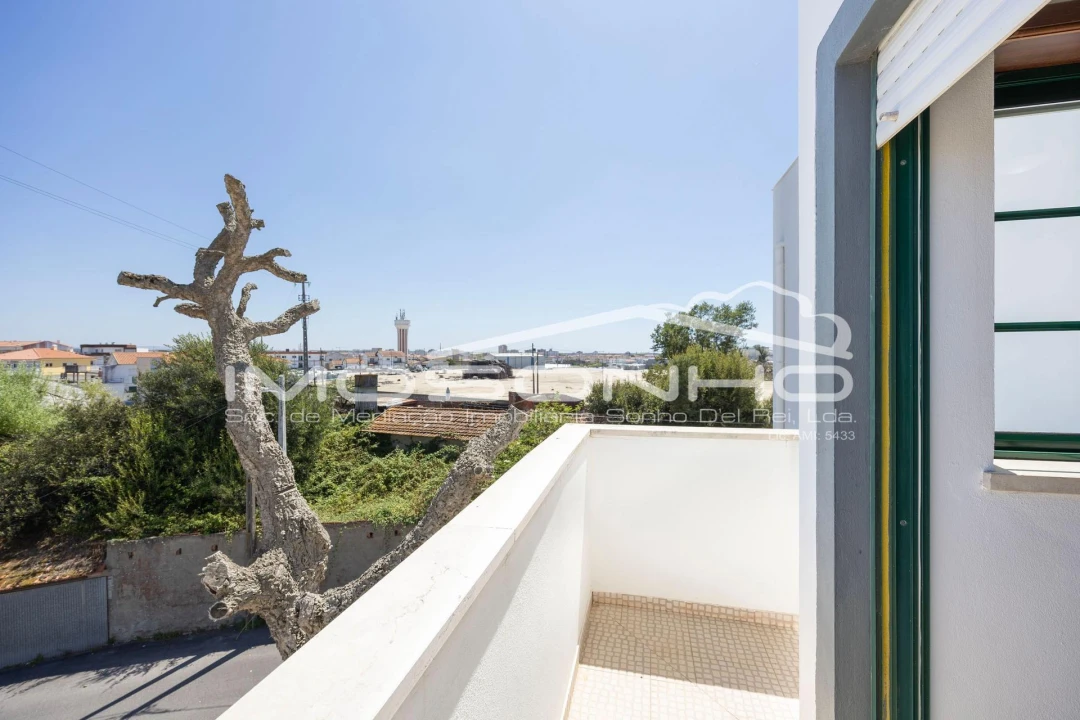 Apartamento T3 para Venda em Marinha Grande Foto 18