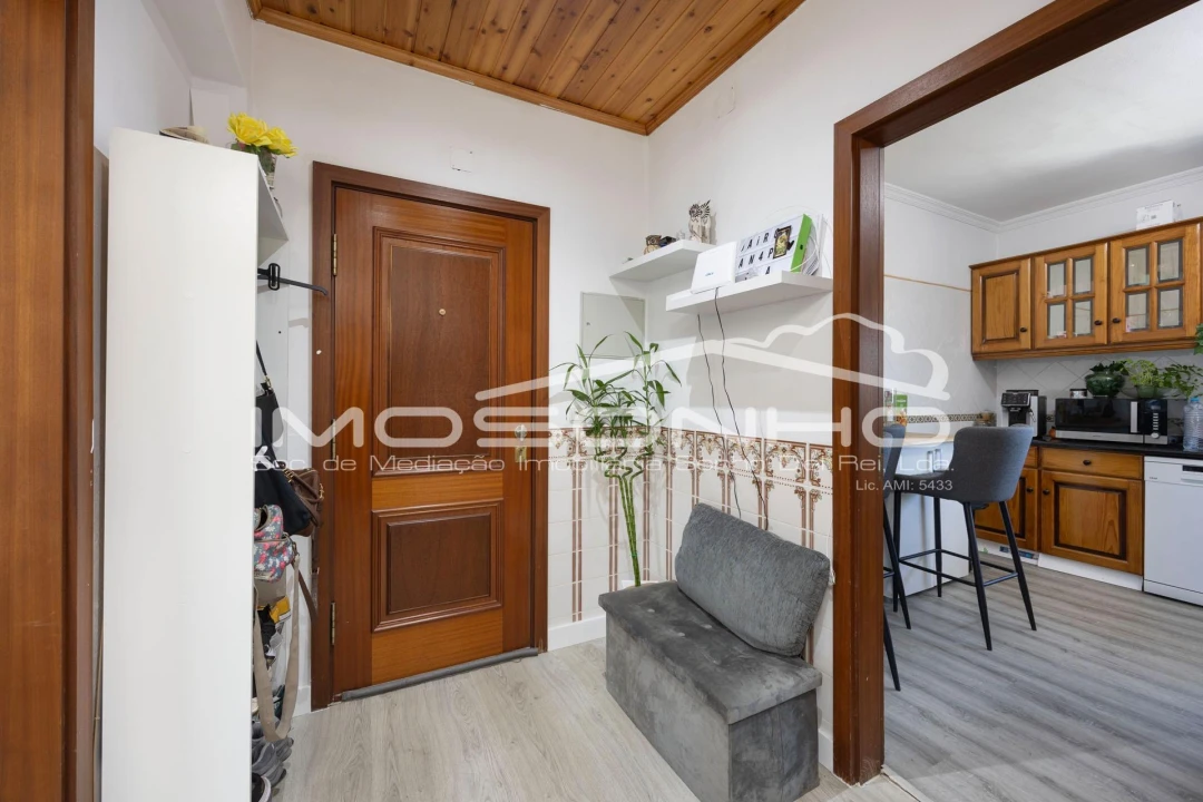 Apartamento T3 para Venda em Marinha Grande Foto 2