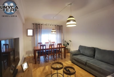 Apartamento T2 para Venda em Laranjeiro e Feijó