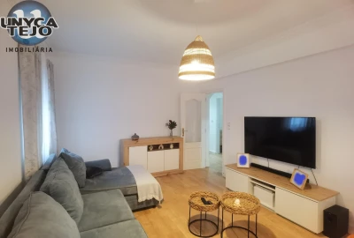 Apartamento T2 para Venda em Laranjeiro e Feijó