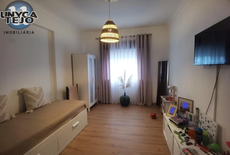 Apartamento T2 para Venda em Laranjeiro e Feijó Foto 23