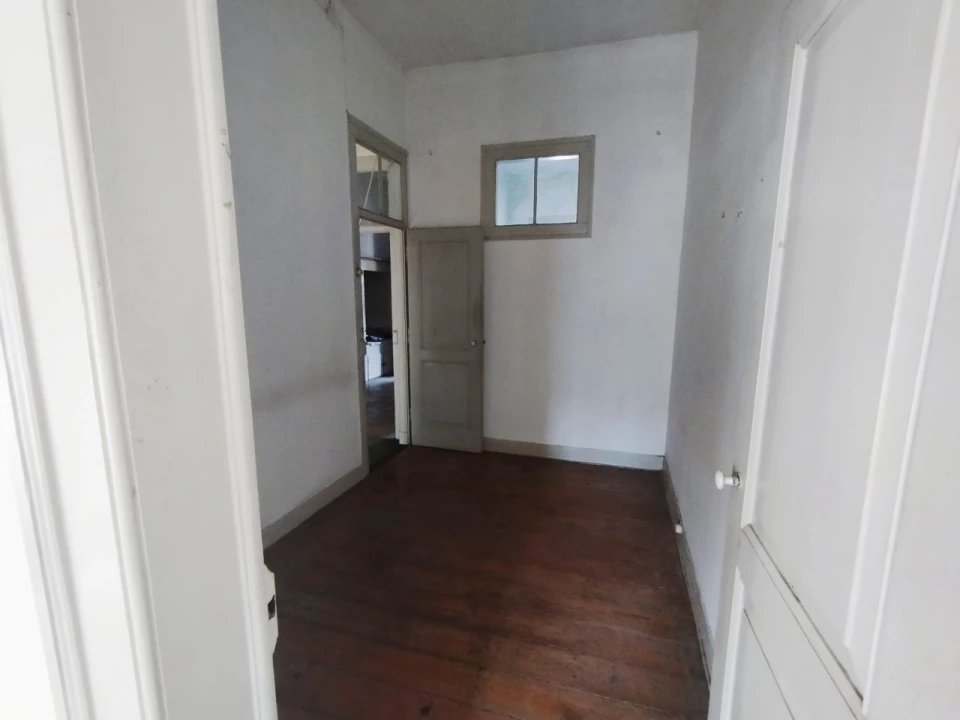 Prédio para Venda em Marvila Foto 46