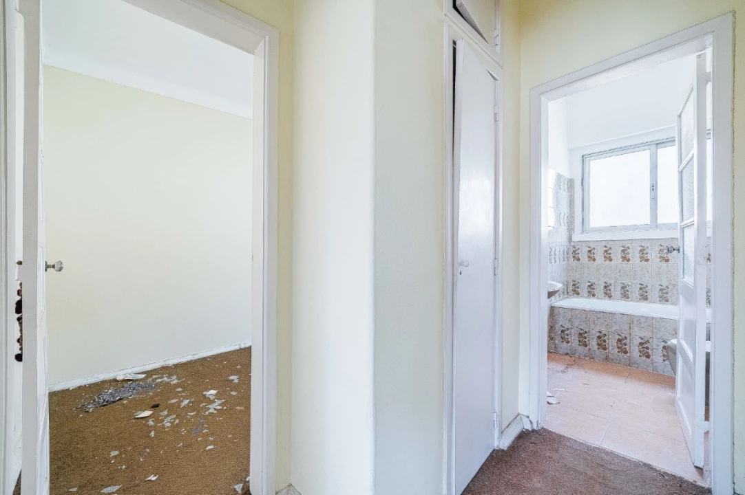 Apartamento T4 para Venda em Alvalade Foto 29