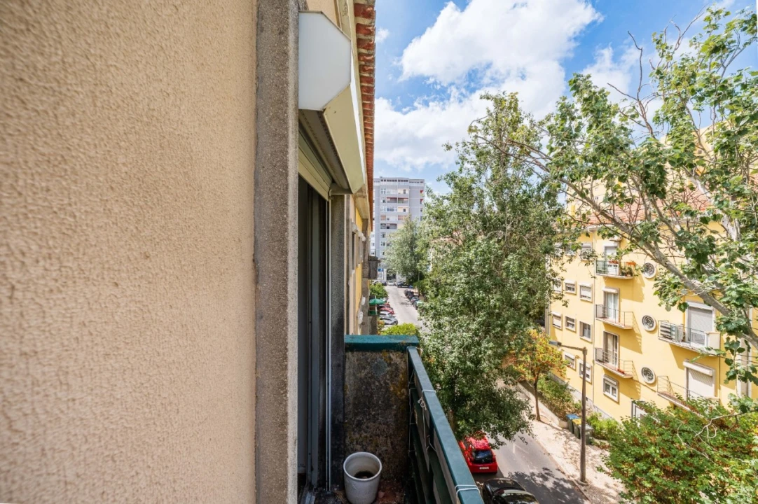Apartamento T4 para Venda em Alvalade Foto 36
