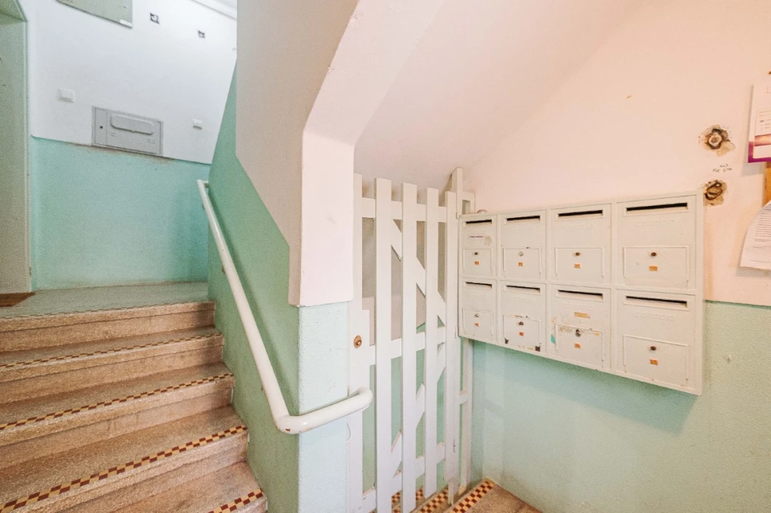 Apartamento T4 para Venda em Alvalade Foto 38