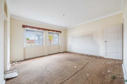 Apartamento T4 para Venda em Alvalade