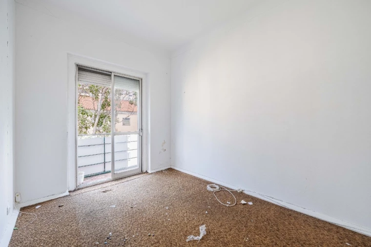 Apartamento T4 para Venda em Alvalade Foto 10