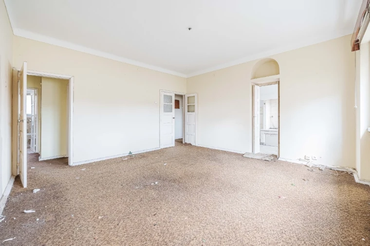 Apartamento T4 para Venda em Alvalade Foto 15