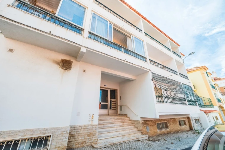 Apartamento T2 para Venda em Cascais e Estoril Foto 2