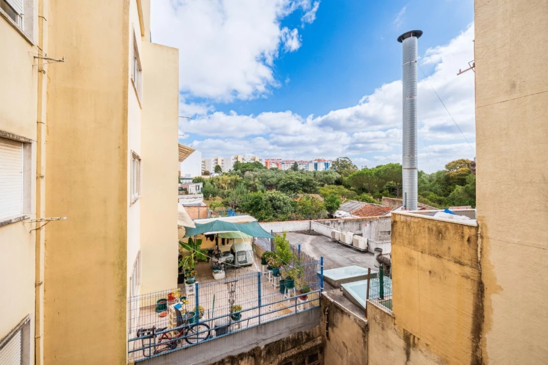Apartamento T2 para Venda em Falagueira-Venda Nova Foto 29