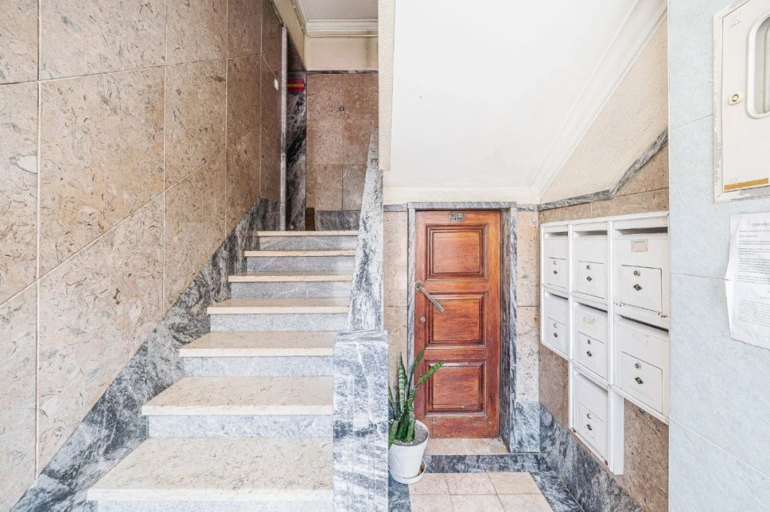 Apartamento T2 para Venda em Falagueira-Venda Nova Foto 33