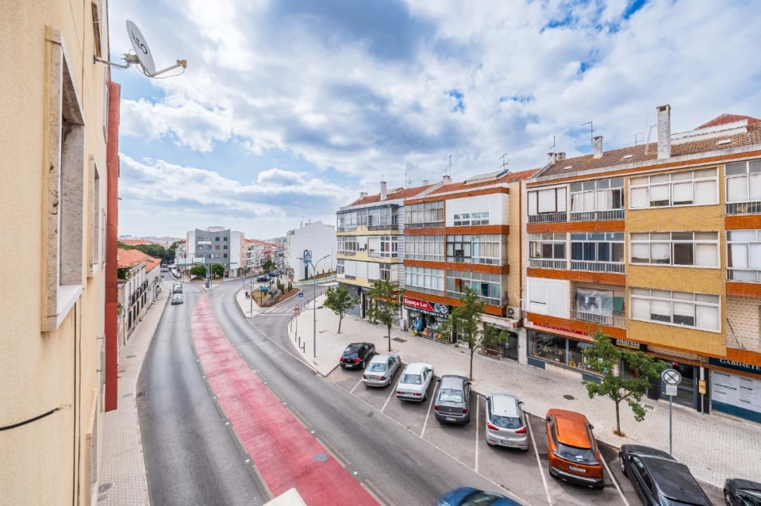 Apartamento T2 para Venda em Falagueira-Venda Nova Foto 35