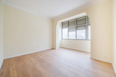 Apartamento T2 para Venda em Falagueira-Venda Nova