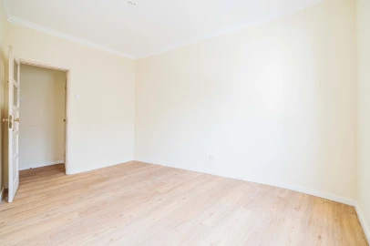 Apartamento T2 para Venda em Falagueira-Venda Nova