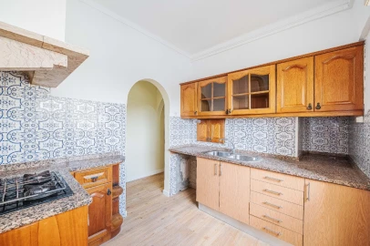 Apartamento T2 para Venda em Falagueira-Venda Nova