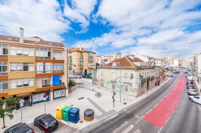 Apartamento T2 para Venda em Falagueira-Venda Nova
