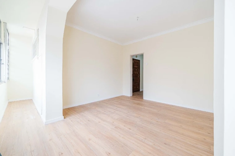 Apartamento T2 para Venda em Falagueira-Venda Nova Foto 3