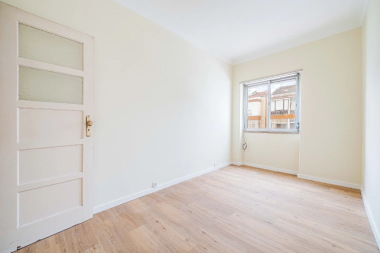Apartamento T2 para Venda em Falagueira-Venda Nova Foto 18