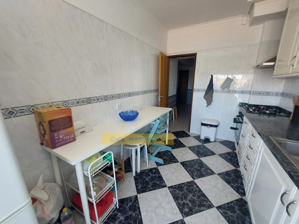 Apartamento T2 para Venda em Algueirão-Mem Martins Foto 3