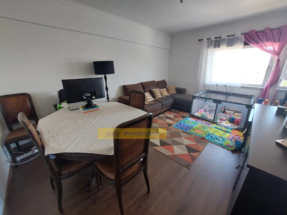 Apartamento T2 para Venda em Algueirão-Mem Martins Foto 7