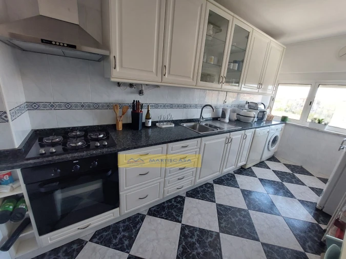 Apartamento T2 para Venda em Algueirão-Mem Martins Foto 2