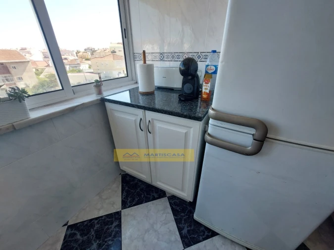 Apartamento T2 para Venda em Algueirão-Mem Martins Foto 4