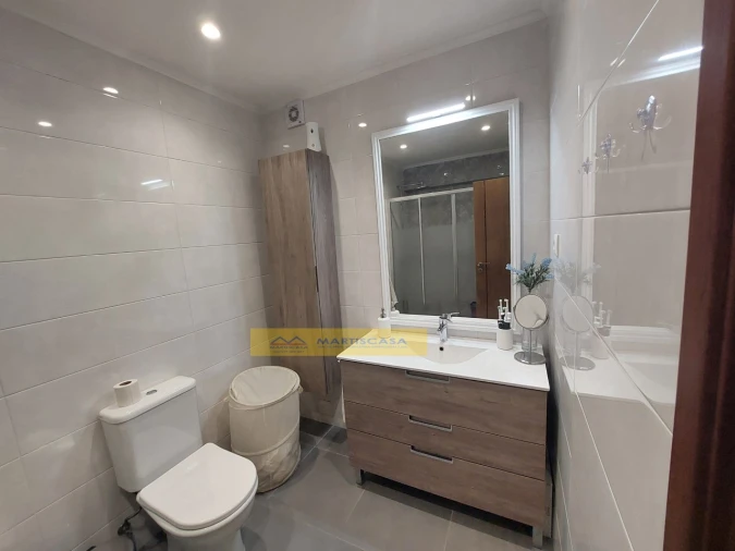 Apartamento T2 para Venda em Algueirão-Mem Martins Foto 18
