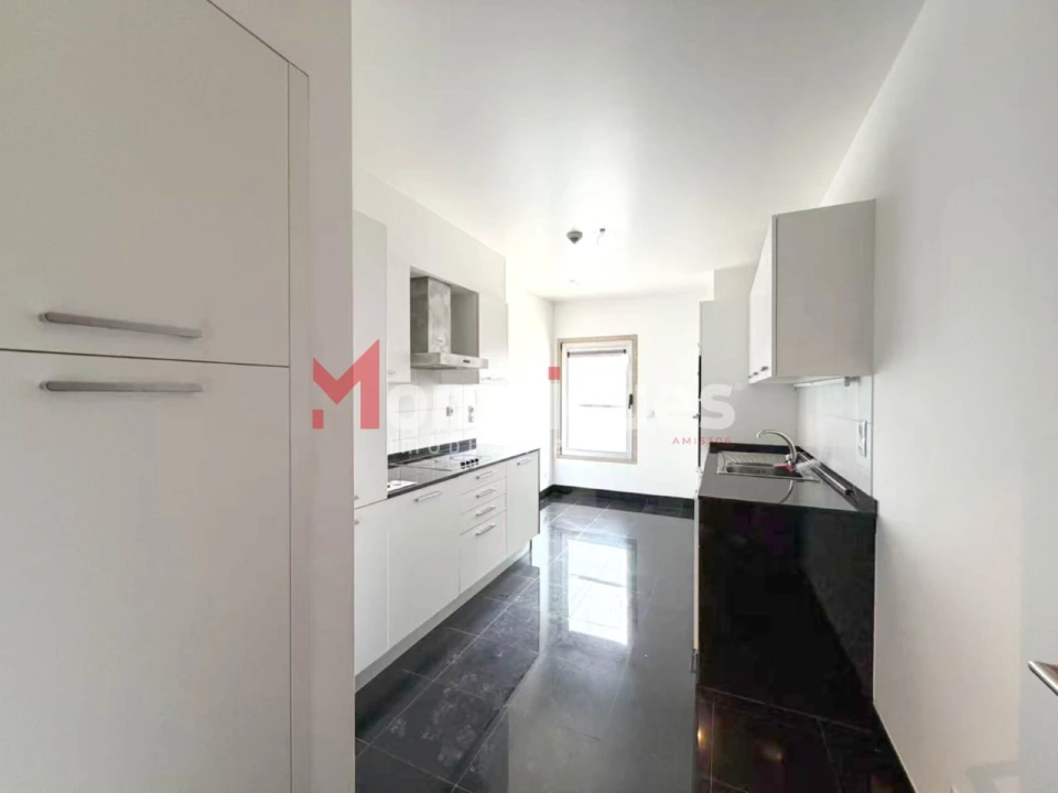 Apartamento T3 para Arrendamento em Parque das Nações Foto 5