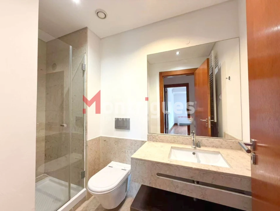 Apartamento T3 para Arrendamento em Parque das Nações Foto 14