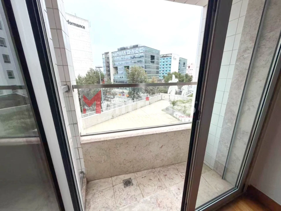 Apartamento T3 para Arrendamento em Parque das Nações Foto 20
