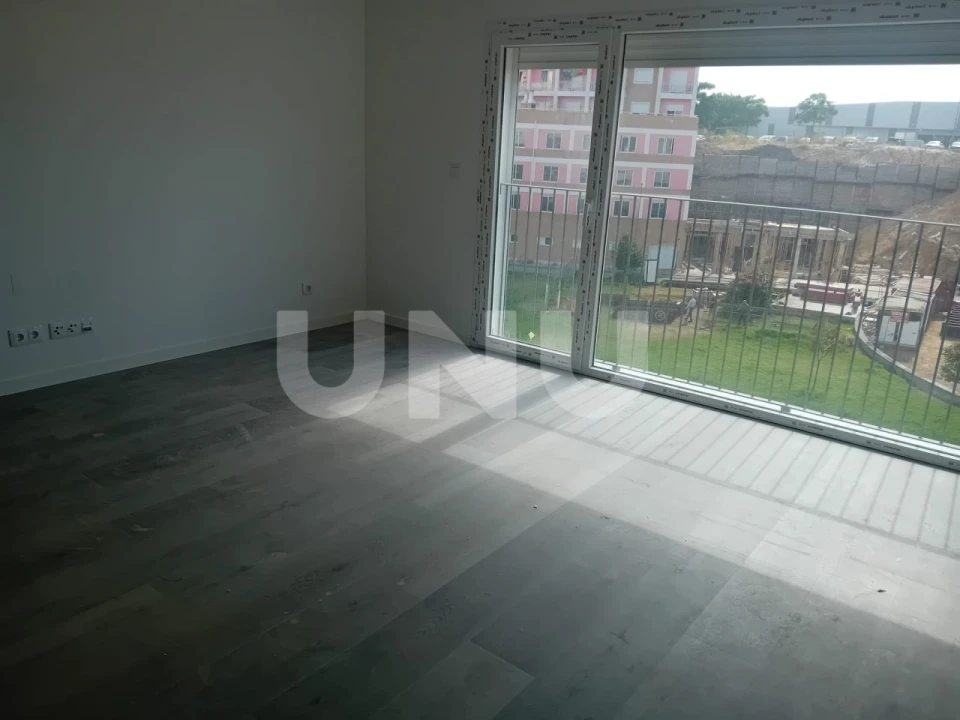 Moradia T4 para Venda em Corroios Foto 16
