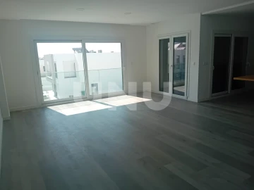 Moradia T4 para Venda em Corroios