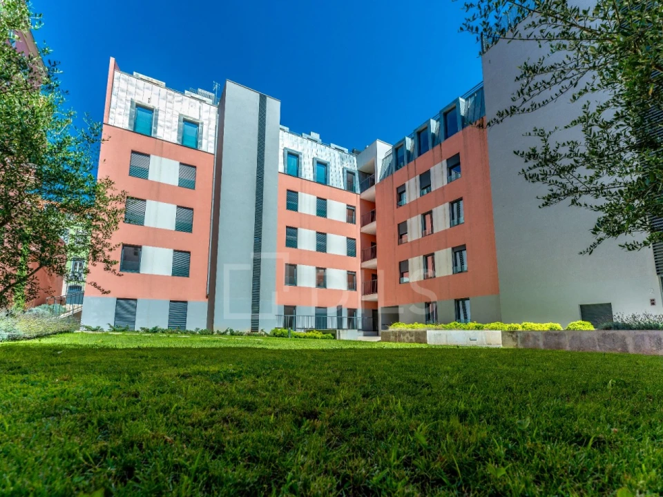 Apartamento T2 para Venda em Alcantara Foto 16