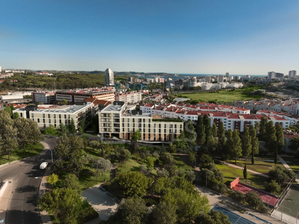 Apartamento T4 para Venda em Carnaxide e Queijas Foto 37
