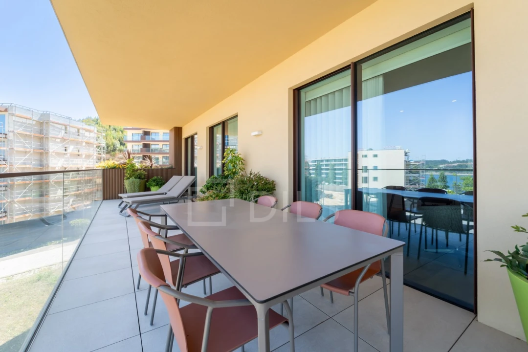 Apartamento T3 para Venda em Canidelo Foto 49