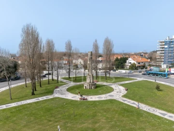 Moradia T3 para Venda em Aldoar, Foz do Douro e Nevogilde