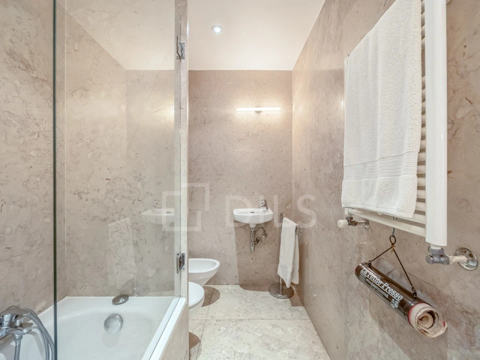 Apartamento T1 para Venda em Santa Maria Maior Foto 7