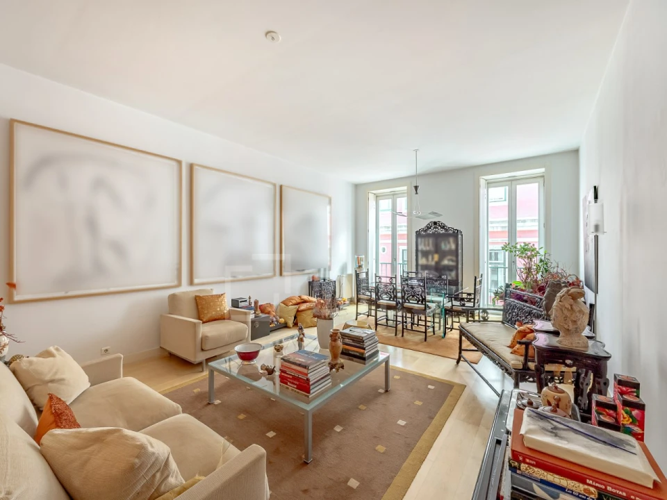 Apartamento T1 para Venda em Santa Maria Maior Foto 2