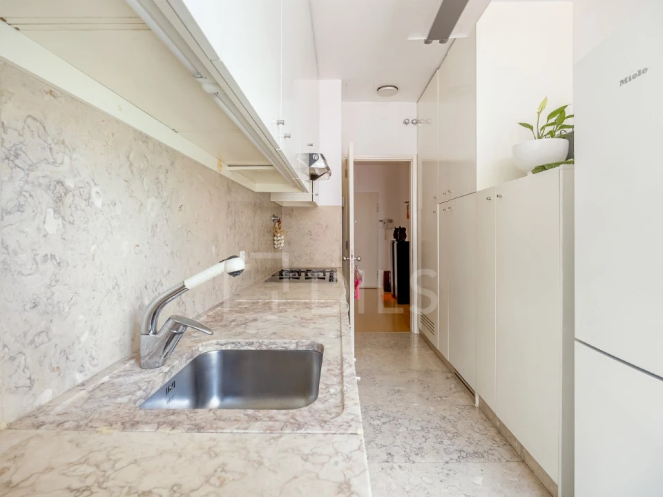 Apartamento T1 para Venda em Santa Maria Maior Foto 12