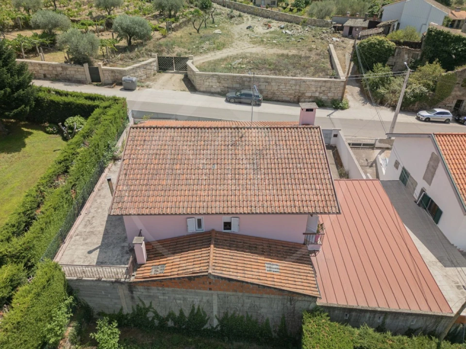 Moradia T4 para Venda em Eiras, São Julião de Montenegro e Cela Foto 7