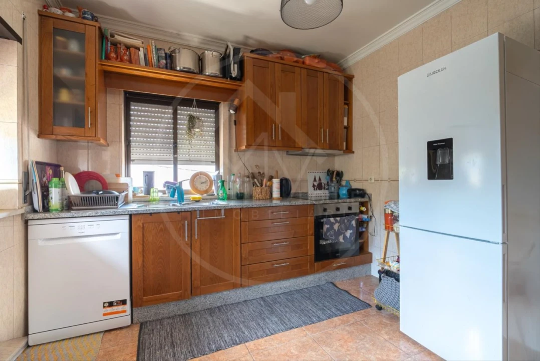 Moradia T4 para Venda em Eiras, São Julião de Montenegro e Cela Foto 35
